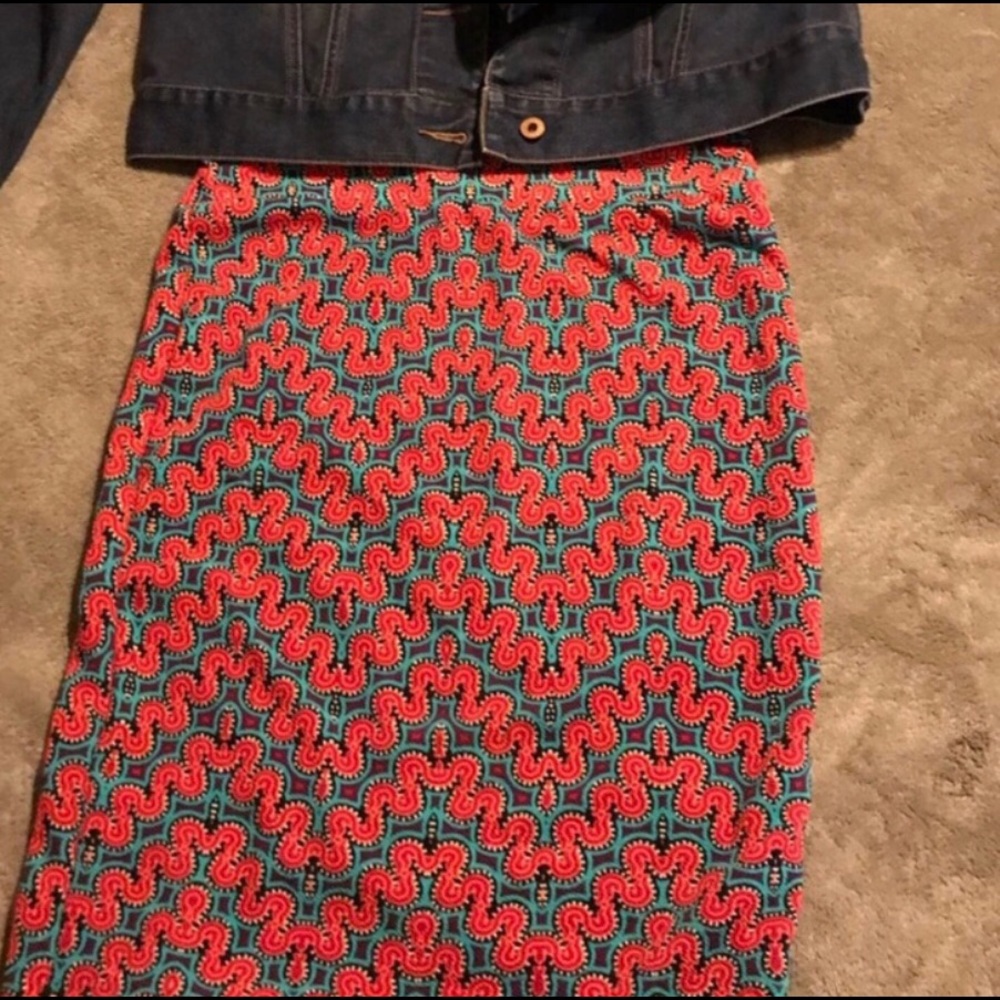 LulaRoe Cassie Skirt